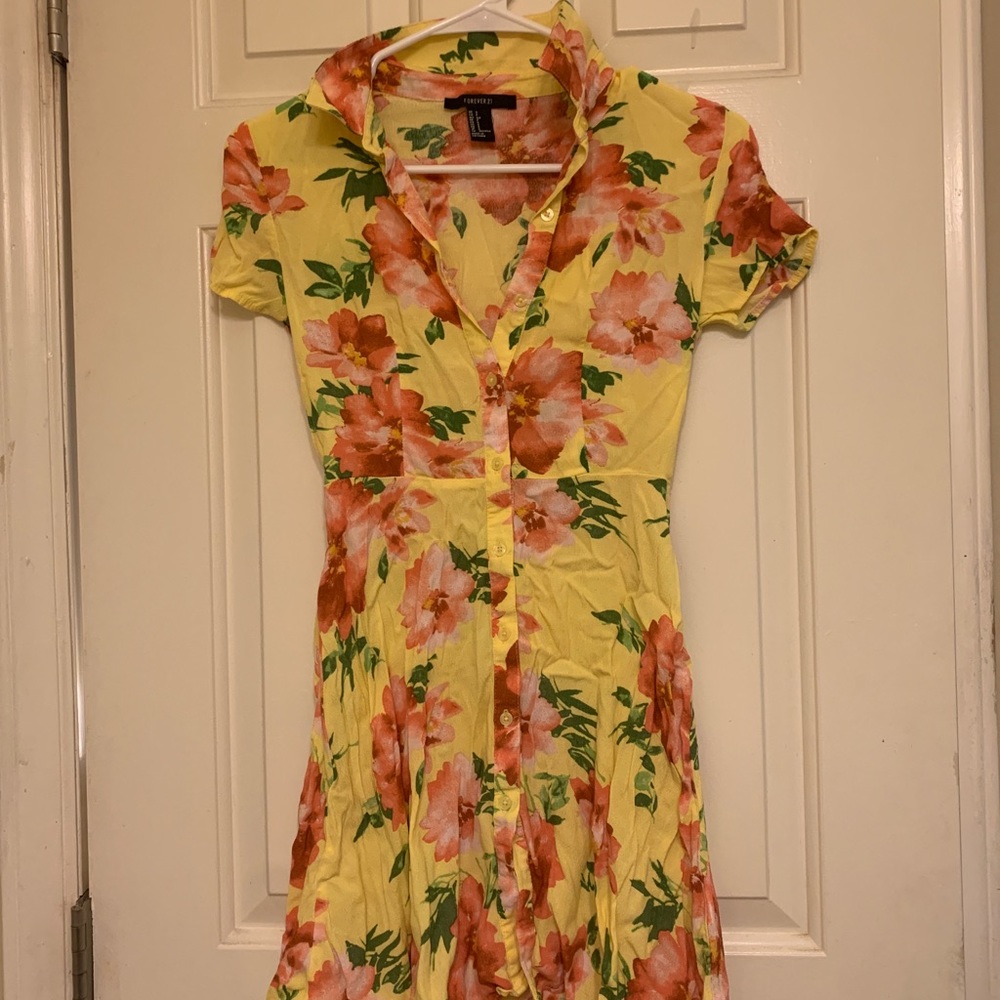 Yellow tropical dress